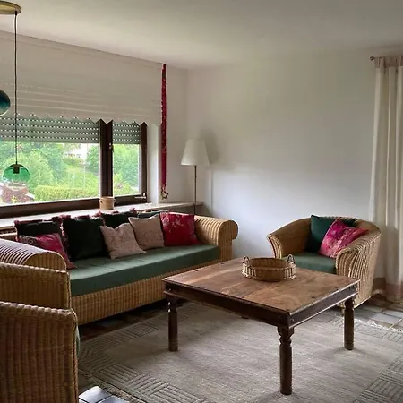 Chiemgau - Schoene, Grosszuegige Wohnung Ringstr. 7 *