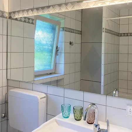 Chiemgau - Schoene, Grosszuegige Wohnung Ringstr. 7 Apartment