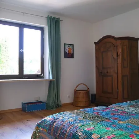 Chiemgau - Schoene, Grosszuegige Wohnung Ringstr. 7